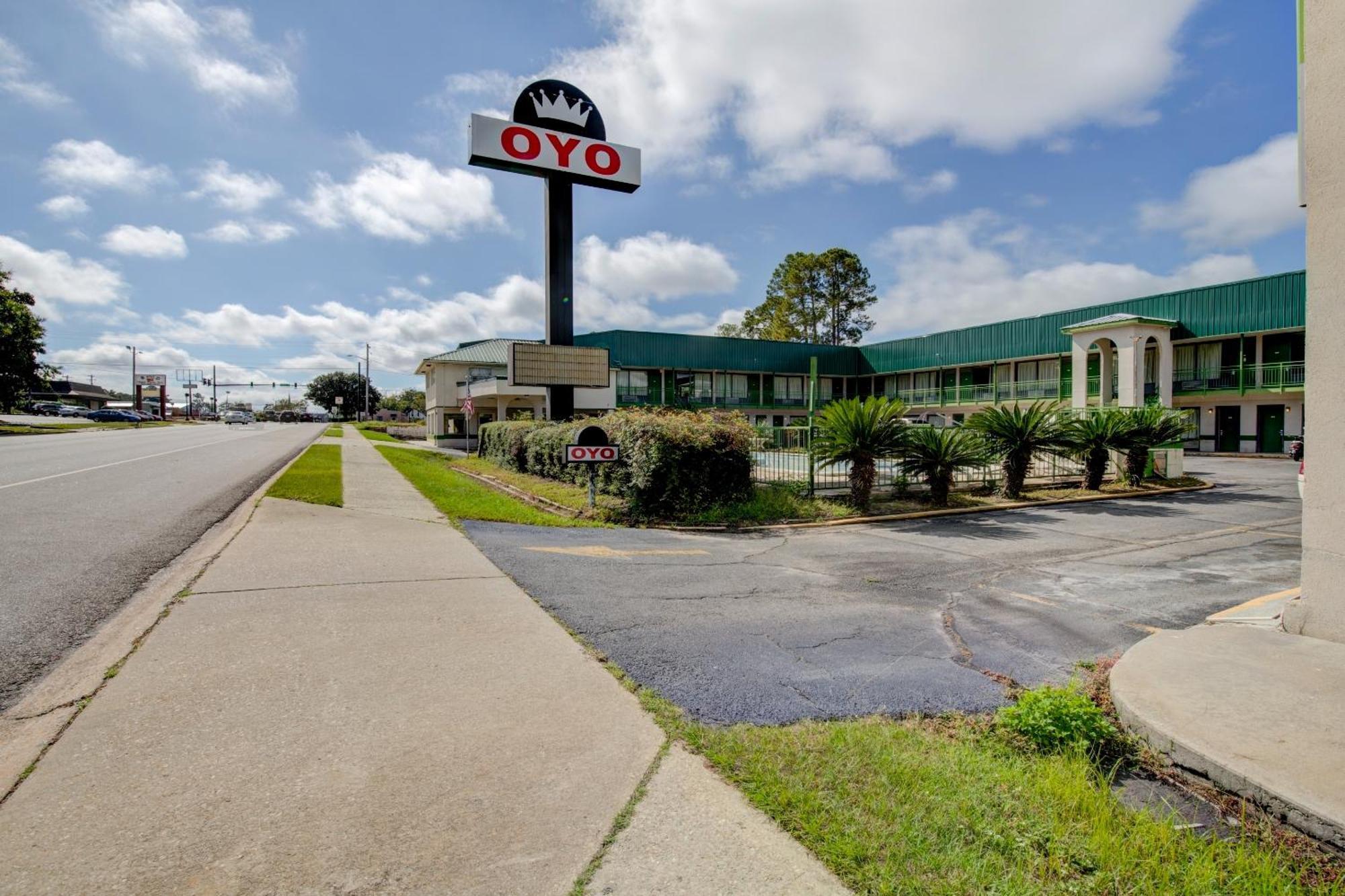 Oyo Hotel Douglas Ga Us-441 Exteriér fotografie